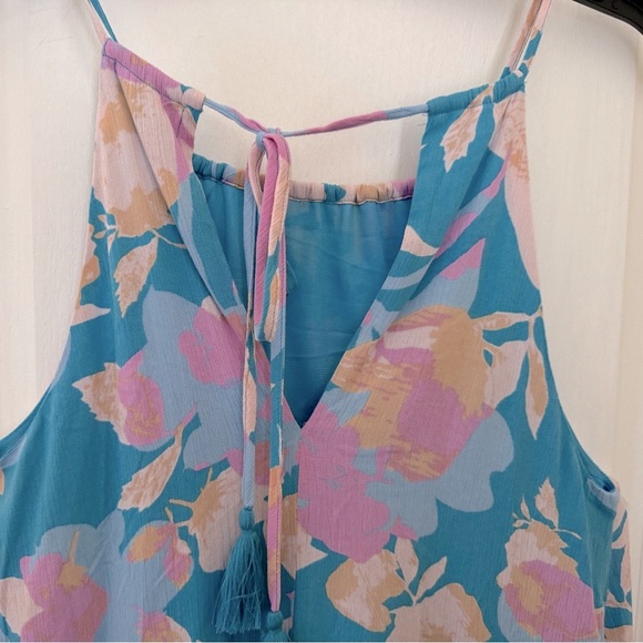 BAHAMA BLUES SUMMER FLORAL DRESS. LINED, MINI LENGTH, HALTER NECKLINE. GREAT CON - Picture 4 of 16